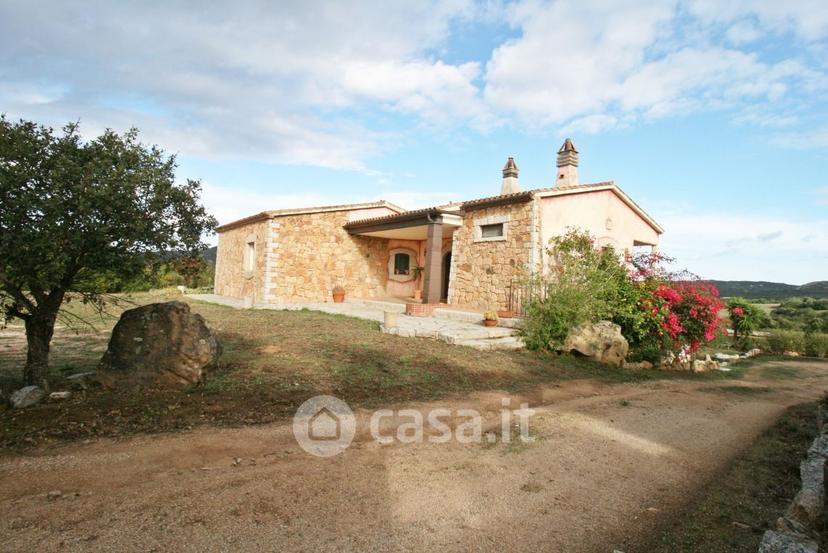 Villa in Via Leonardo da Vinci 25 — foto 24 di 24