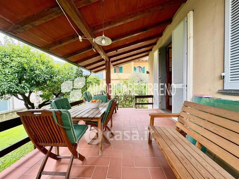 Villa in Viale Eugenio Chiesa — foto 20 di 29