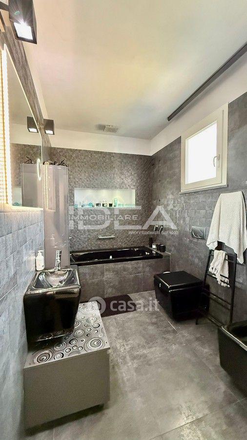 Villa in Via Madonna Comunale 79 — foto 24 di 27
