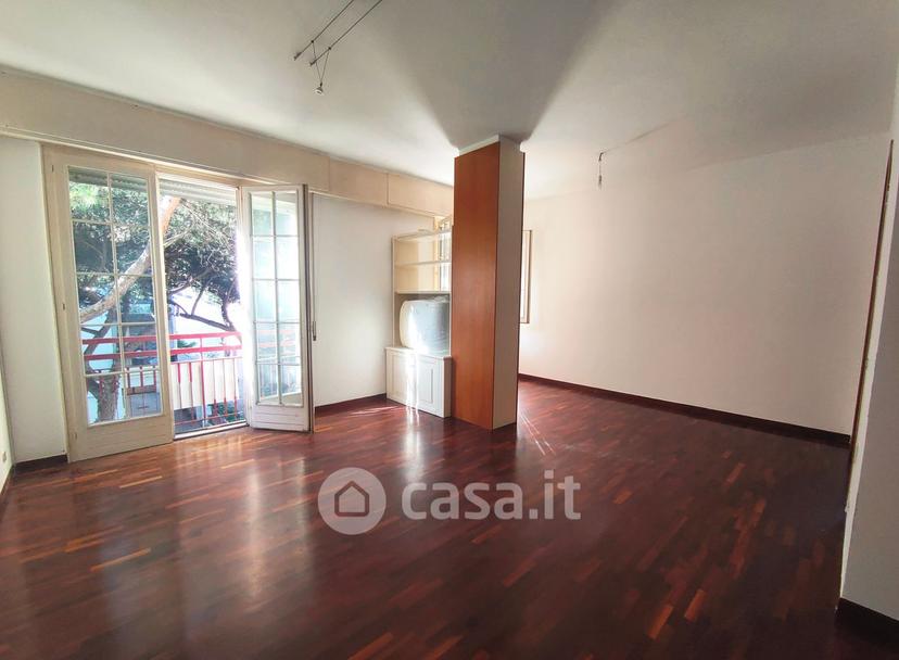 Trilocale in Viale C. Abba 14 — foto 14 di 34