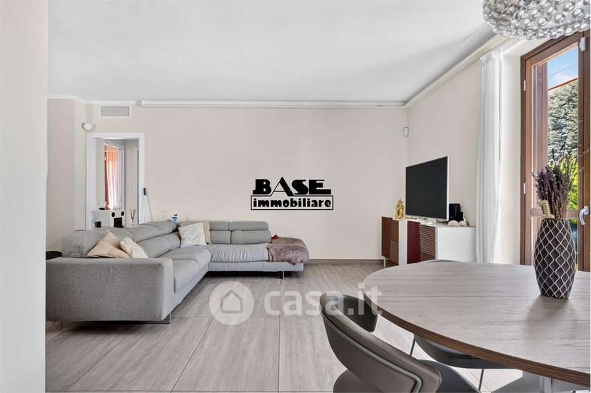 Villa in Via John Fitzgerald Kennedy 4 — foto 18 di 39