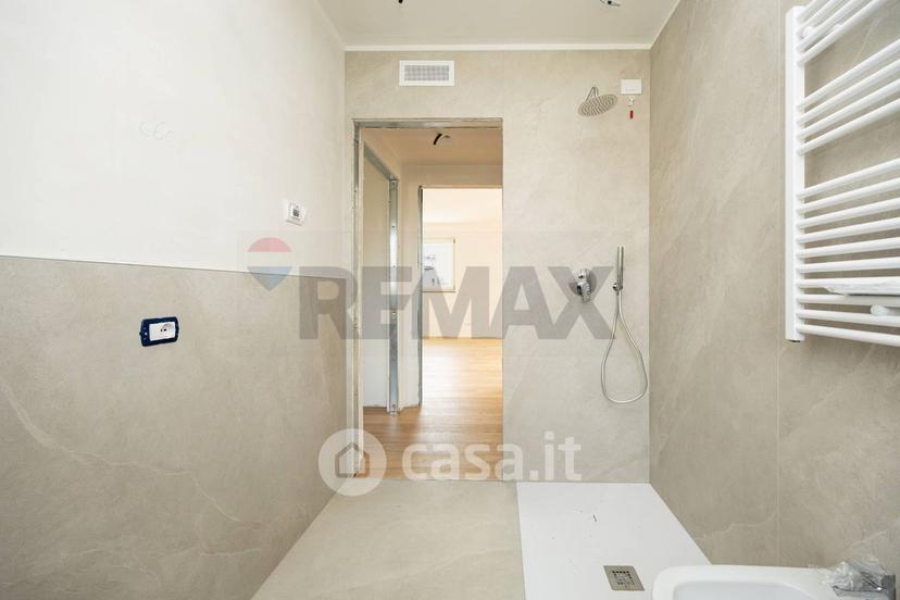 Trilocale in Via Piave 23 — foto 16 di 51