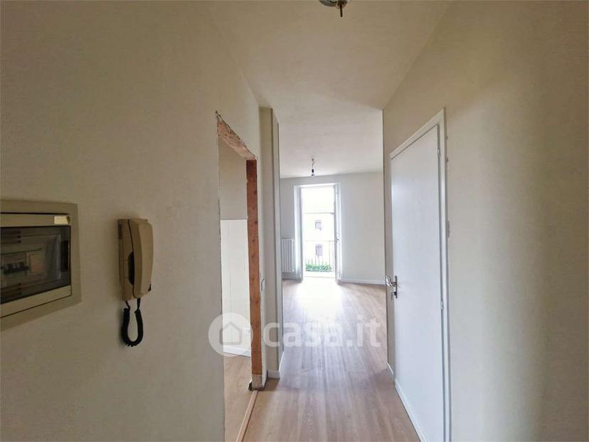 Trilocale in Via IV Novembre 50 — foto 3 di 38