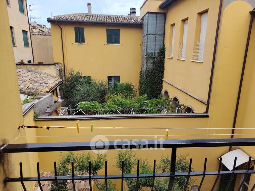 Trilocale in Via Varese — foto 5 di 14
