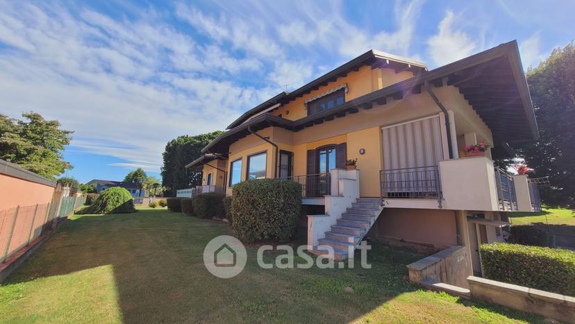 Villa in Via Fratelli Bandiera — foto 27 di 84