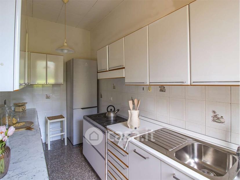 Villa in Via IV Novembre — foto 41 di 60