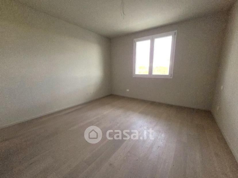 Quadrilocale in Via di Piaggiori 55018 — foto 25 di 27