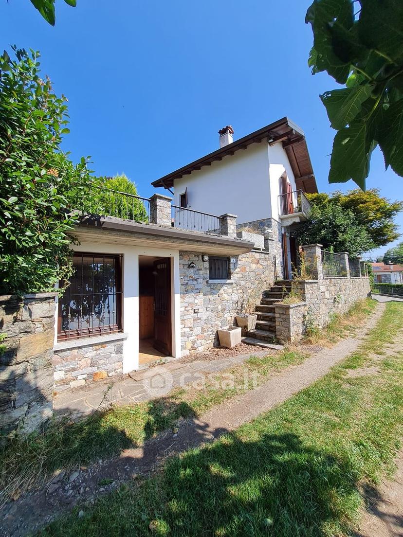Villa in Via Fourmighè — foto 42 di 42