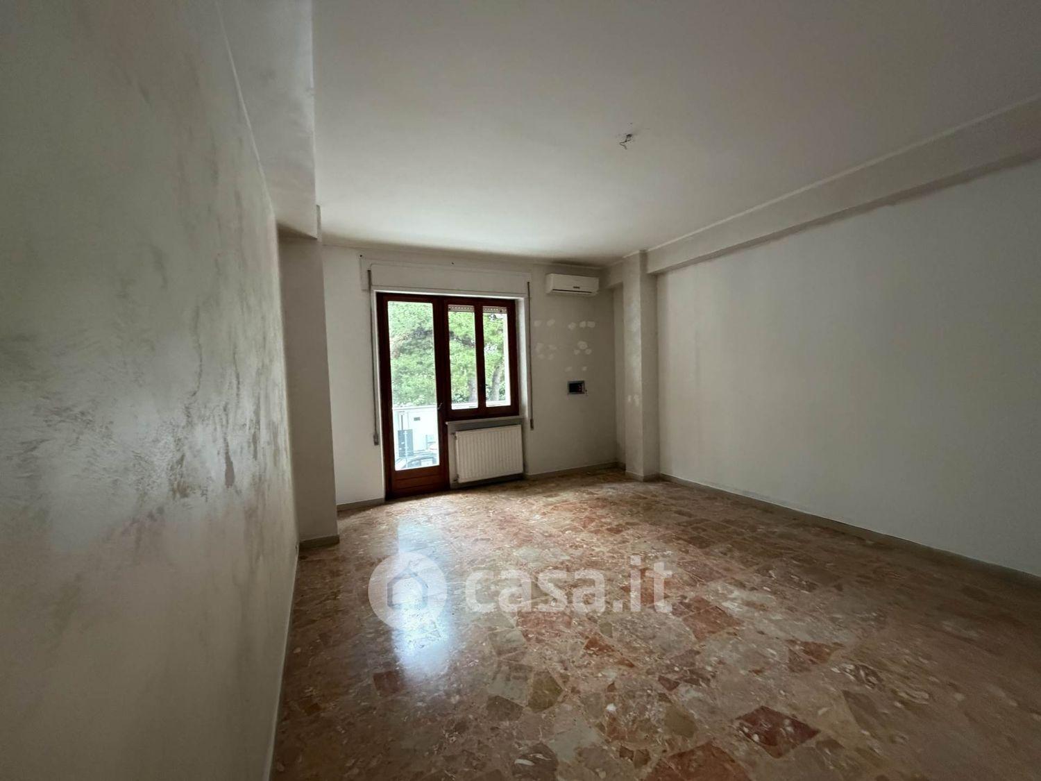 Appartamento in Viale Gabriele d'Annunzio