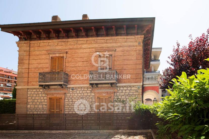 Villa in Via IV Novembre 22 — foto 22 di 81