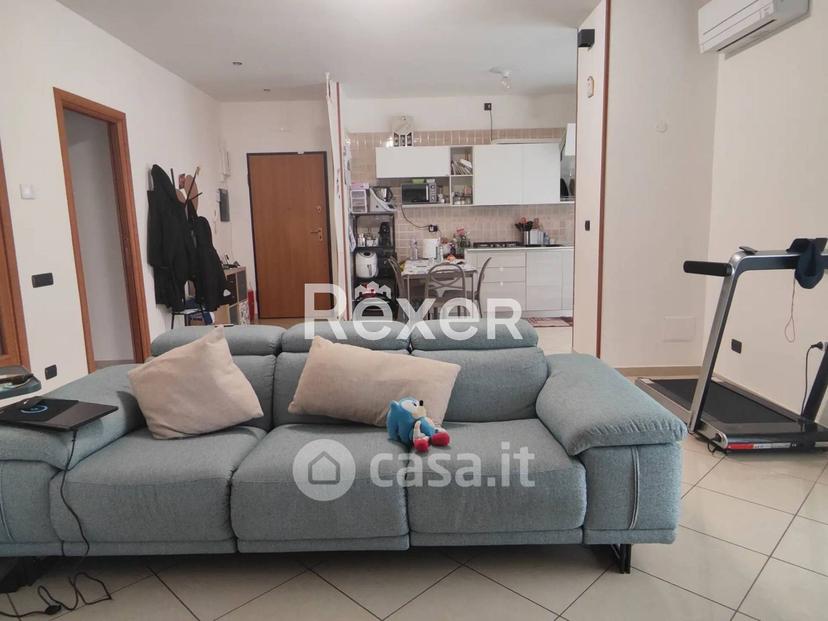 Appartamento in Via Milone — foto 5 di 16