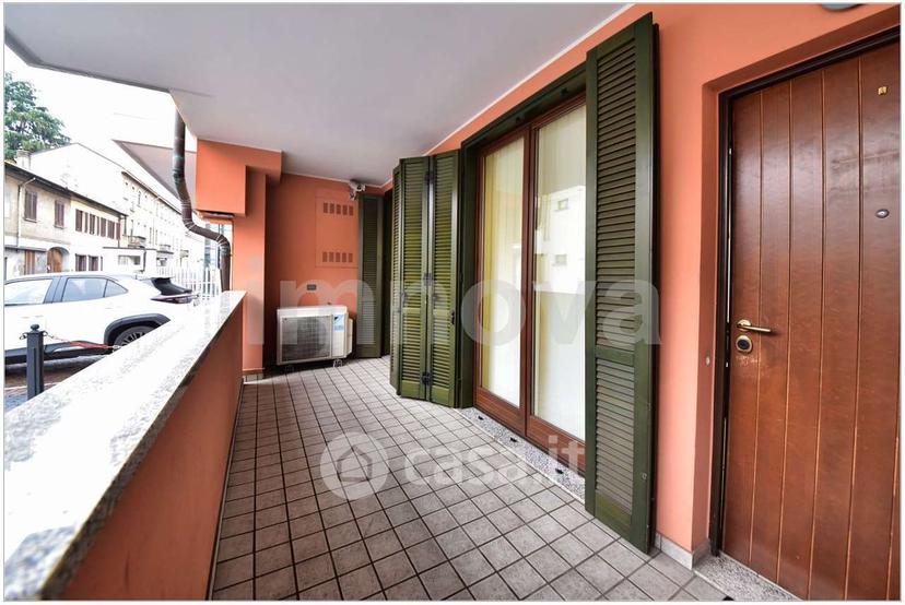 Trilocale in Via Gioacchino Rossini 10 — foto 17 di 18