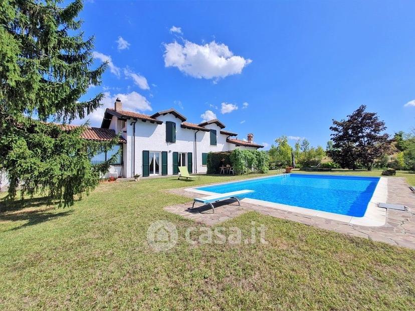 Villa in Frazione Zuccarello — foto 23 di 47