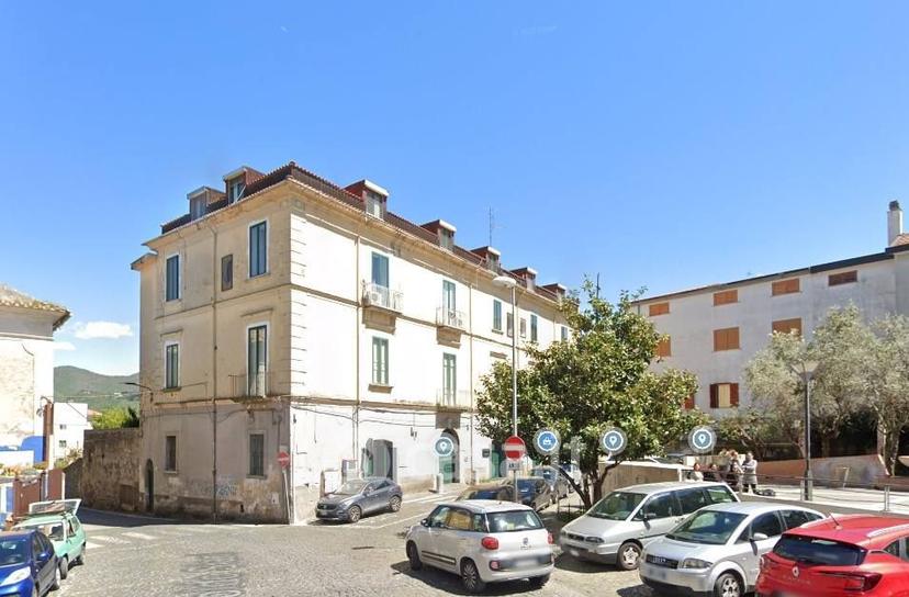 Trilocale in Via Arturo Adinolfi 2 — foto 4 di 13