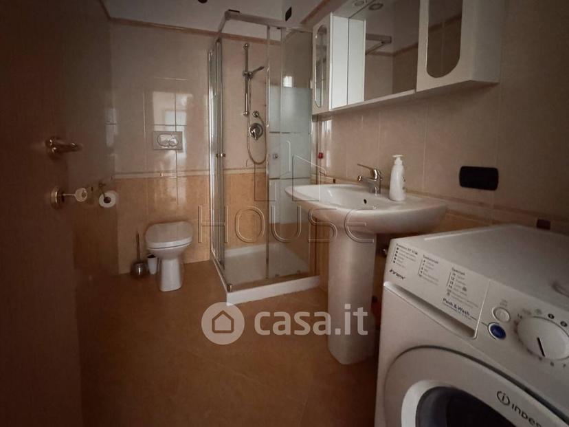 Trilocale in Via Carolina Torreggiani — foto 24 di 26