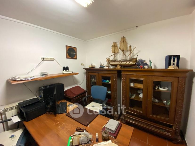 Villa in Via Sandro Pertini — foto 18 di 37