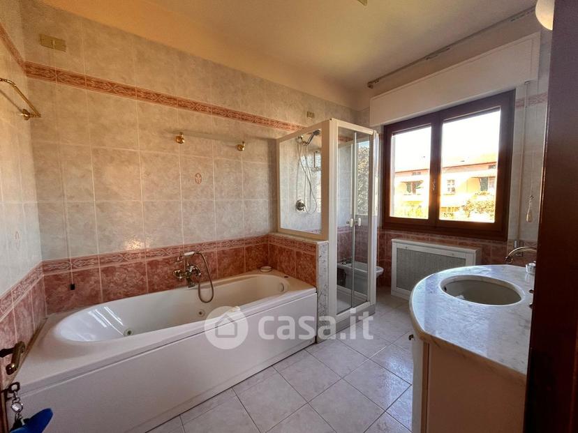 Villa in Via L. Raffaelli 63 — foto 33 di 36