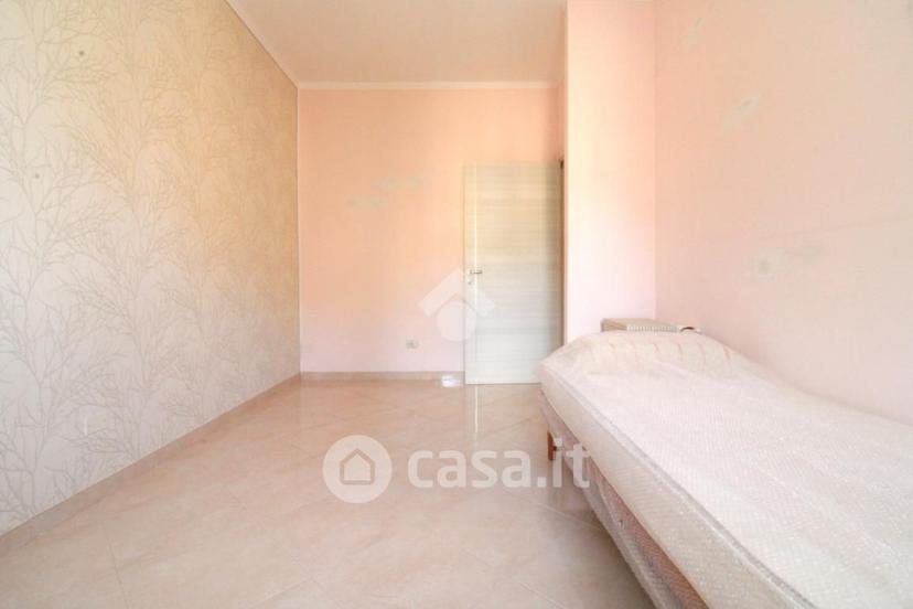 Trilocale in Via Nicola Scarano — foto 10 di 18