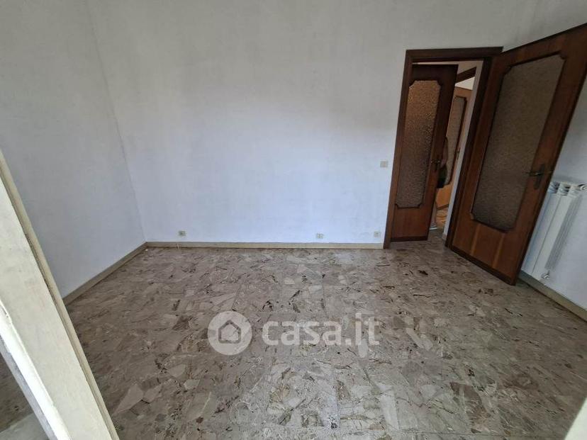 Trilocale in Via Bologna 4 — foto 20 di 23
