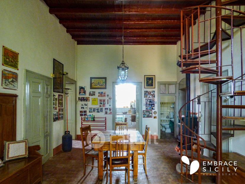 Villa in Villa Bibbia — foto 18 di 39