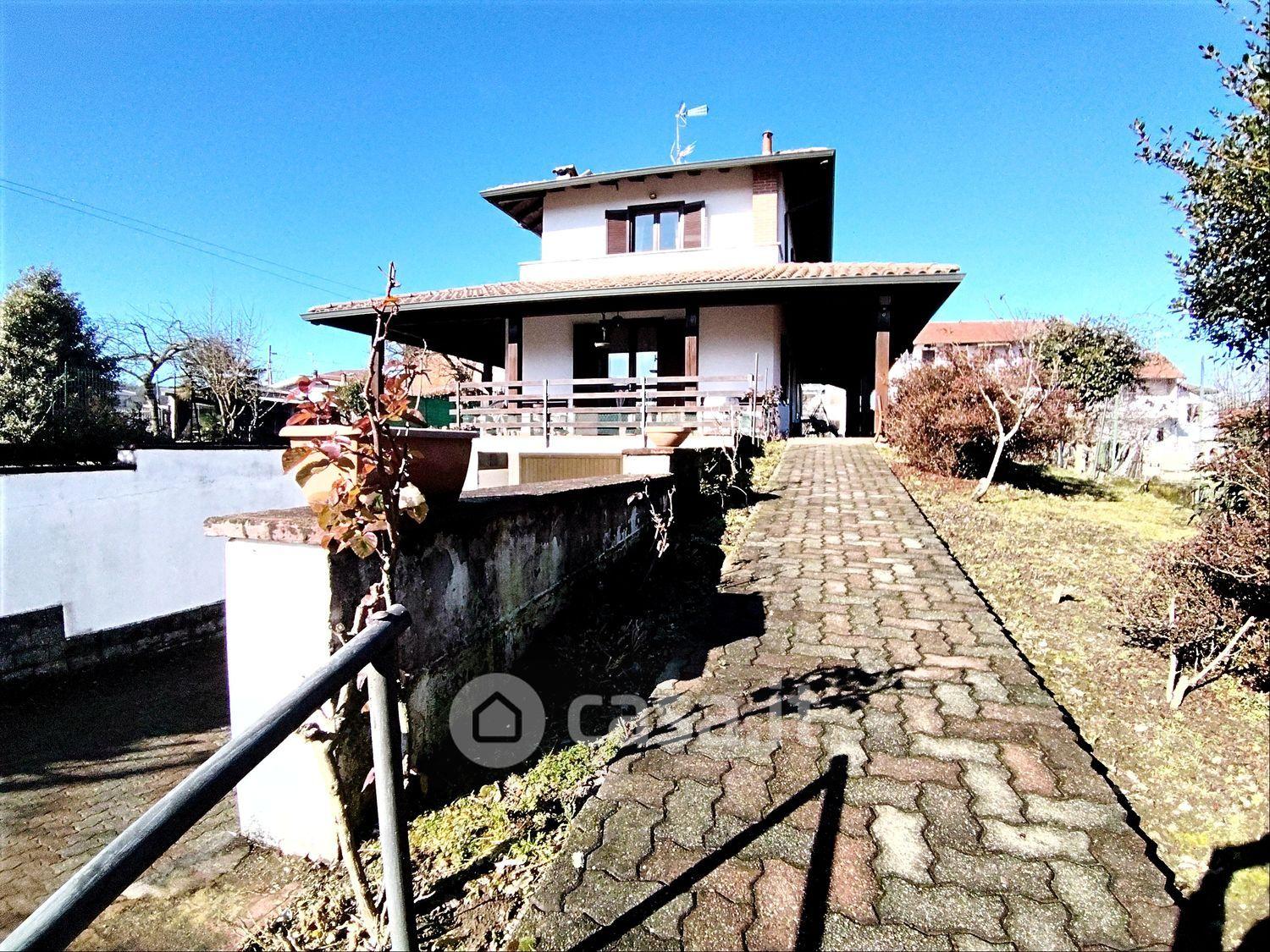 Villa in Via Gagnago