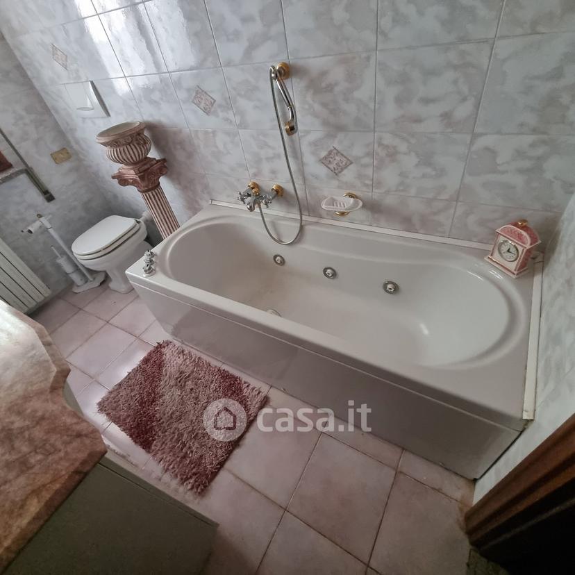 Villa in Via Alessandro Manzoni 32 — foto 58 di 63
