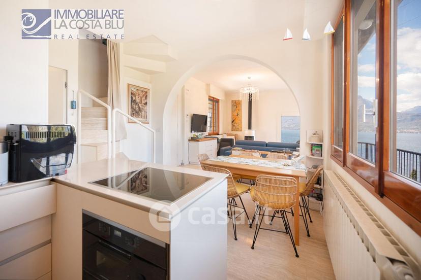 Villa in Via Alessandro Manzoni — foto 12 di 53