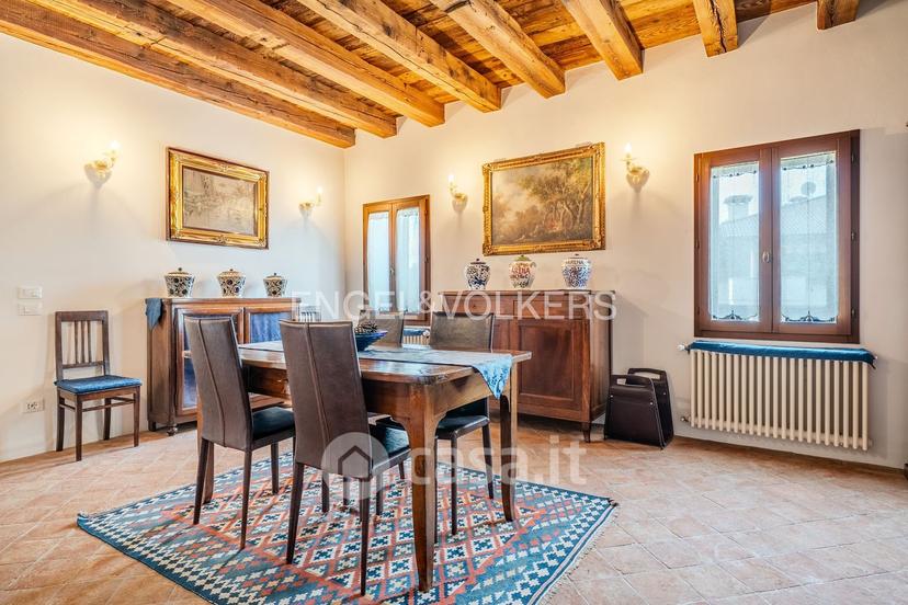 Villa in Via Roma — foto 15 di 20