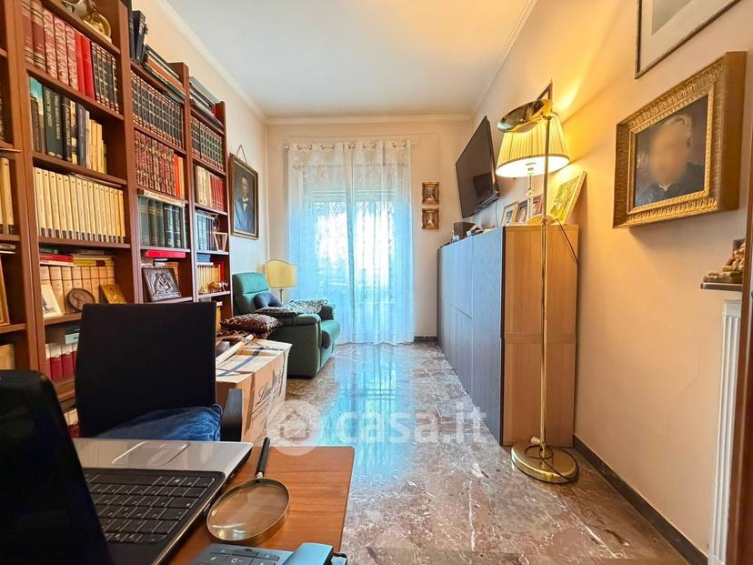 Quadrilocale in Via Ugo Ojetti — foto 29 di 37