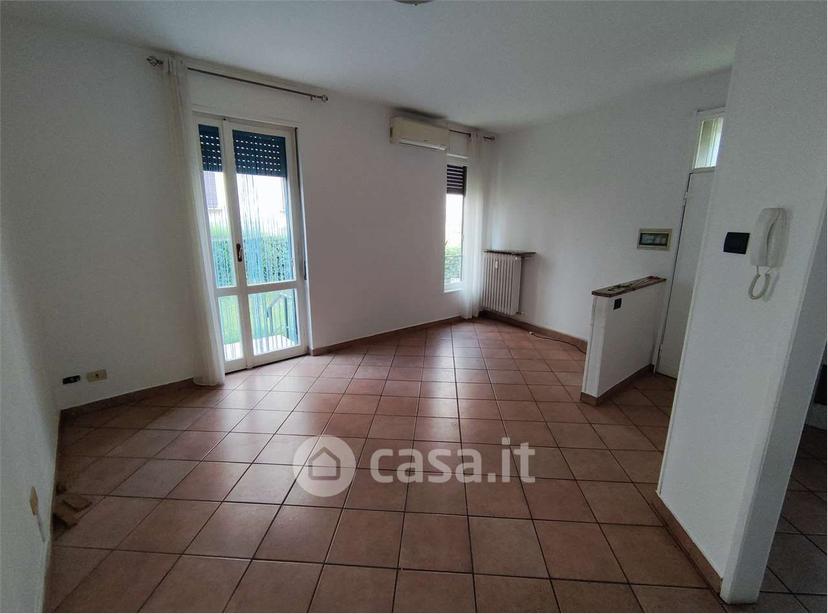 Bilocale in Via Alfredo di Dio 7 — foto 2 di 17