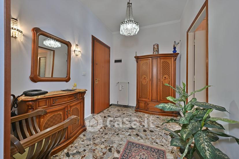 Quadrilocale in Via Pisa 19 — foto 5 di 32