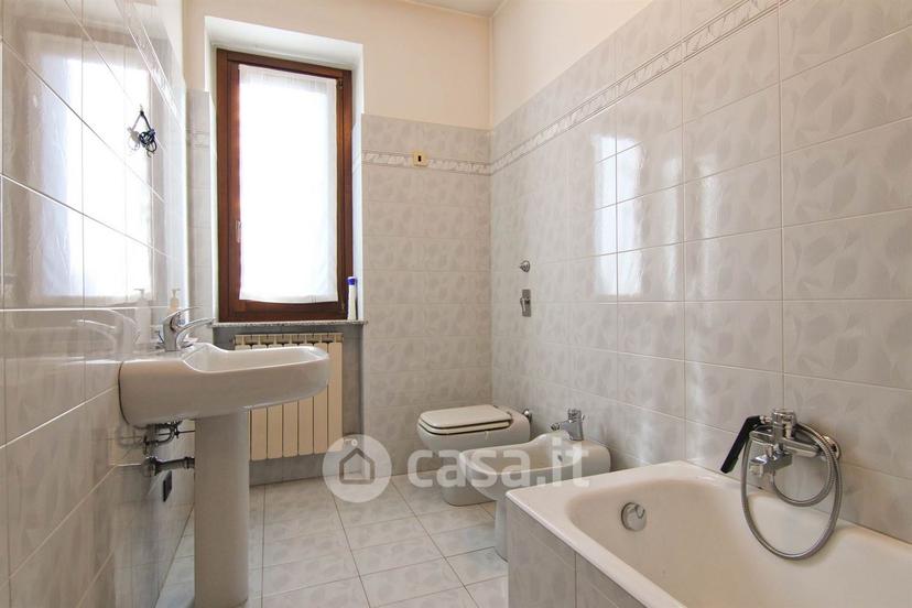 Villa in Via Enrico Fermi 9 — foto 31 di 45