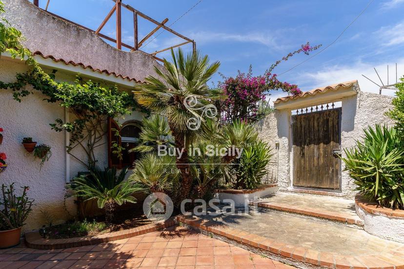 Villa in Via Filippo de Filippi 11 — foto 33 di 57