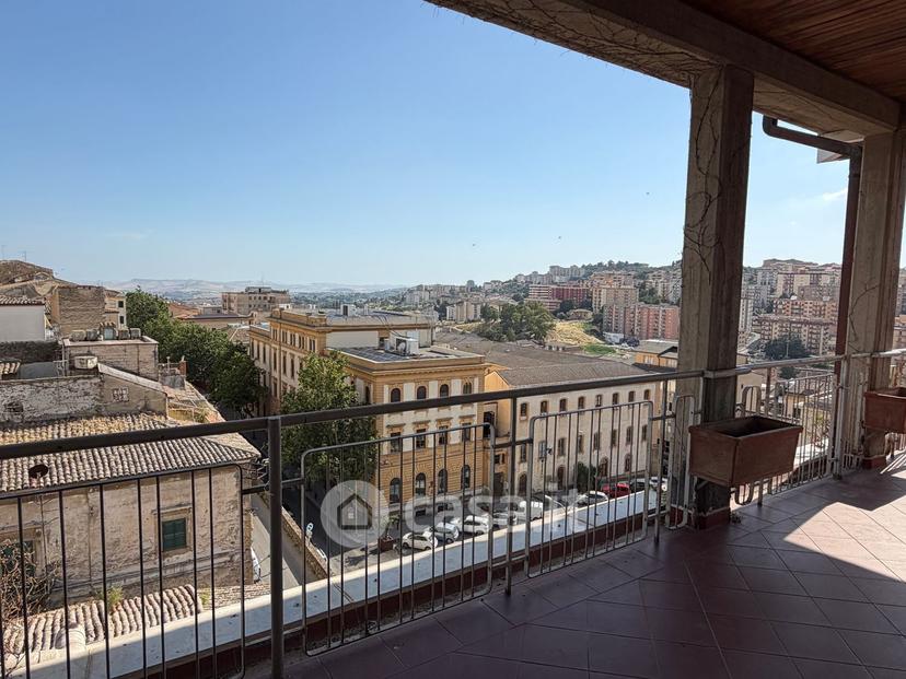 Appartamento in Corso Vittorio Emanuele 122 — foto 2 di 35