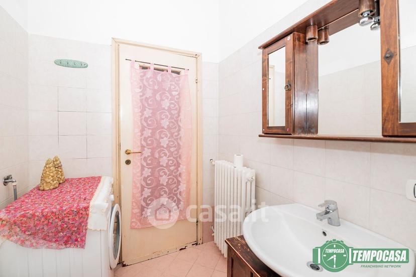 Bilocale in Via dei Pini 11 — foto 23 di 23