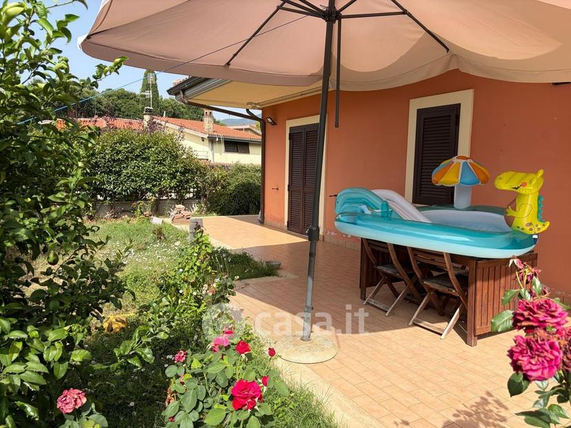 Trilocale in Via Colle Cagioli — foto 11 di 24