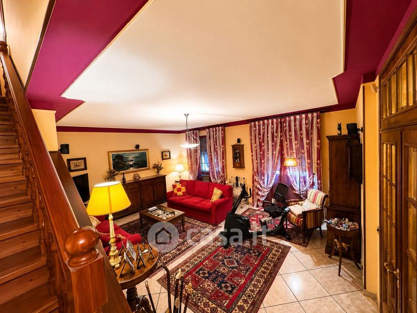 Villa in Via Vecchia di Pozzolo — foto 7 di 36