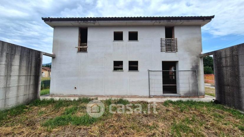 Villa in Via delle Ville 419 — foto 13 di 33