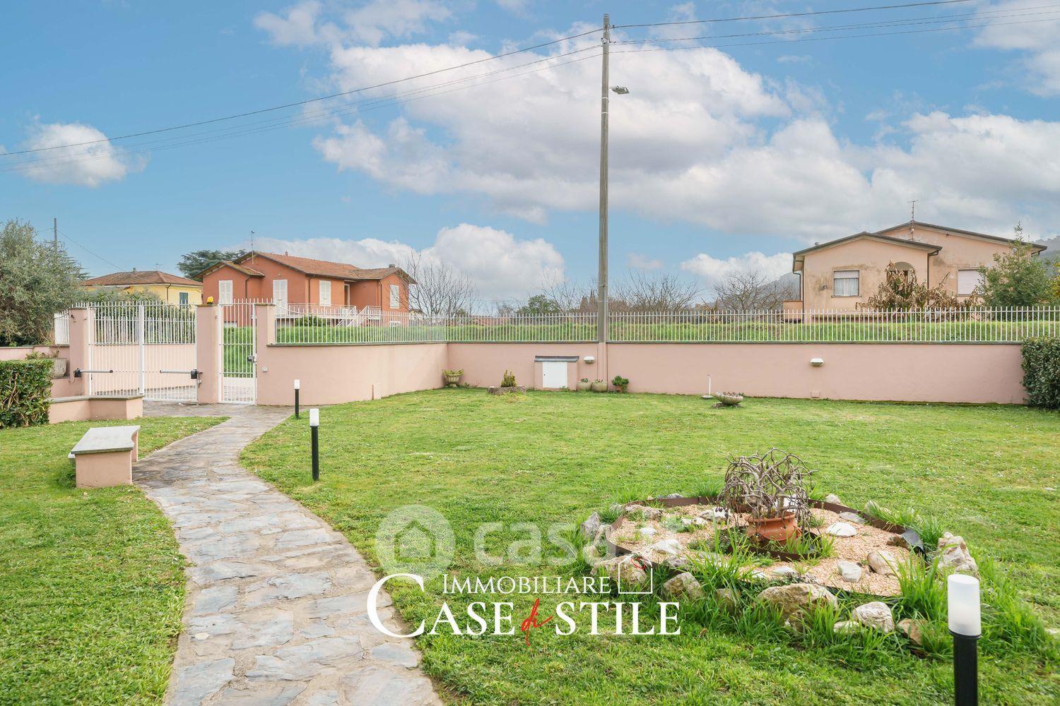 Villa in Via Arena 30