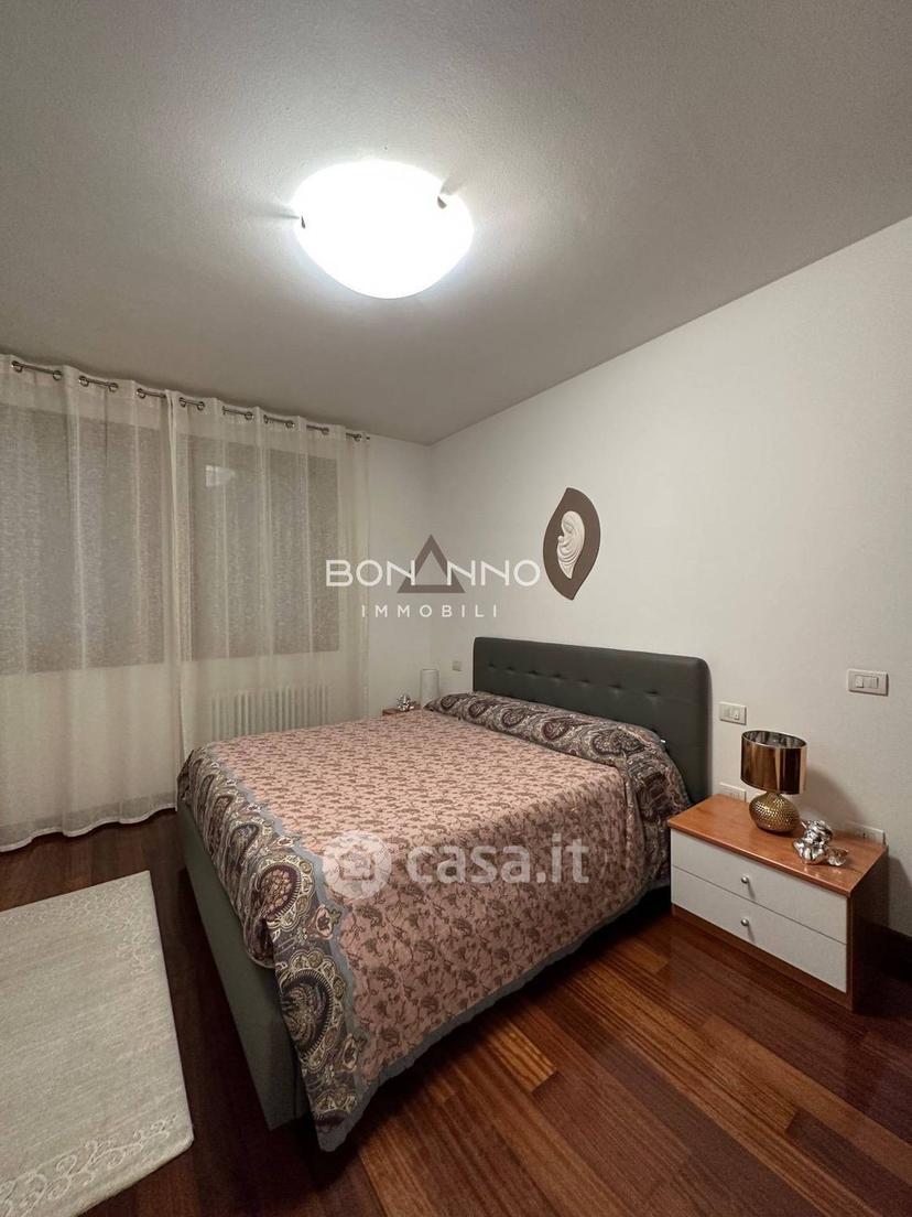Trilocale in Via dei Carpani — foto 12 di 24