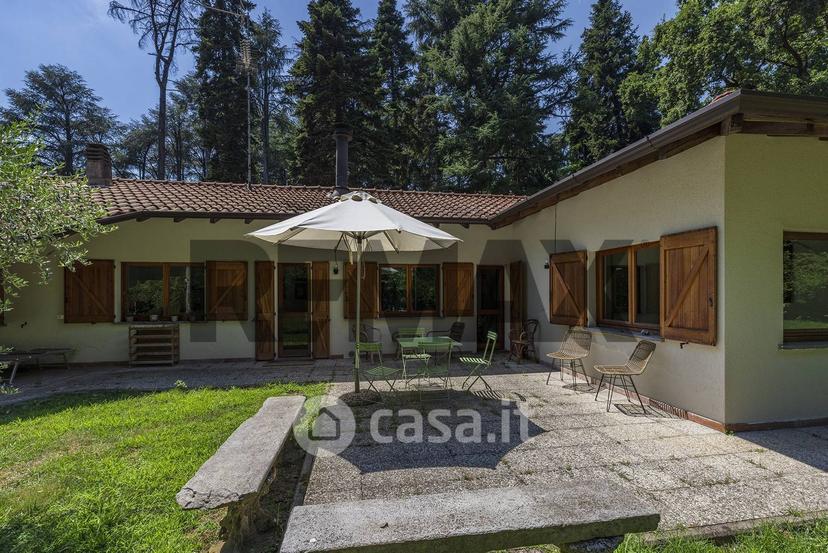 Villa in Via Armando Diaz 90 — foto 5 di 38