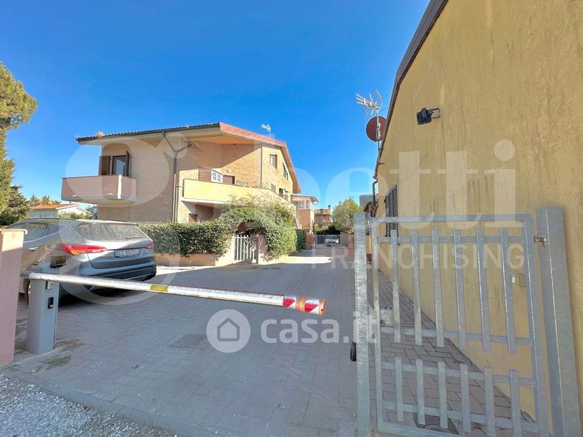 Appartamento in Via della Colmata — foto 10 di 51