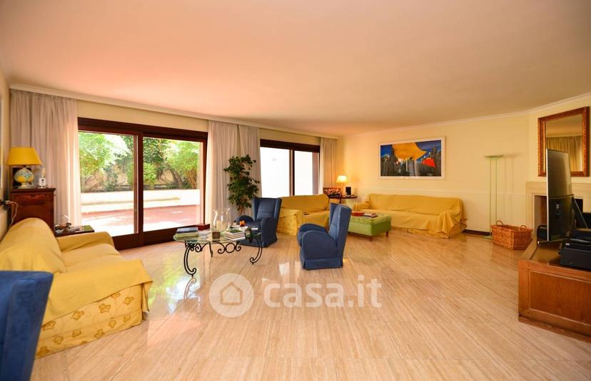 Villa in Via Prato — foto 8 di 21