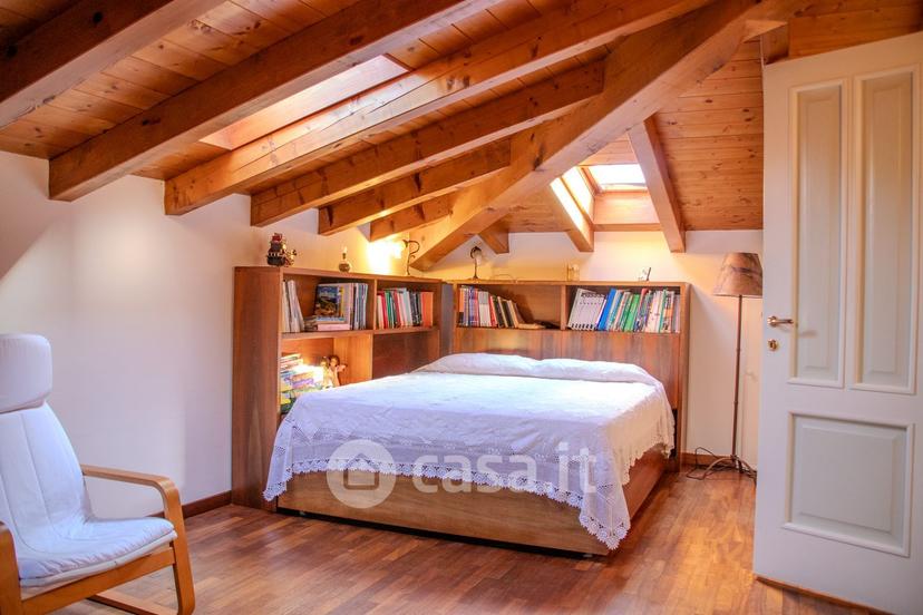 Villa in Via Goito — foto 9 di 42