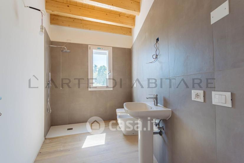 Trilocale in Via Paolo VI — foto 13 di 14