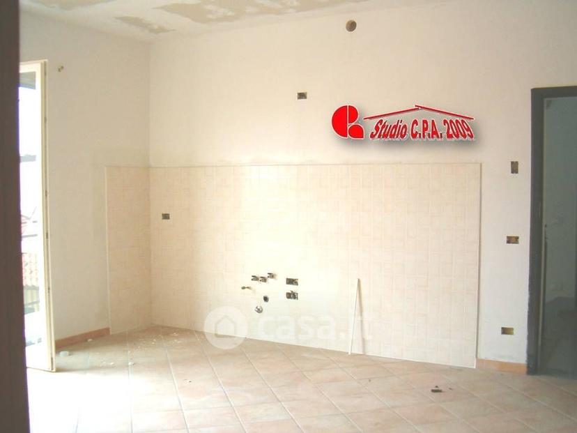Trilocale in Via Alessandro Manzoni 10 — foto 24 di 45