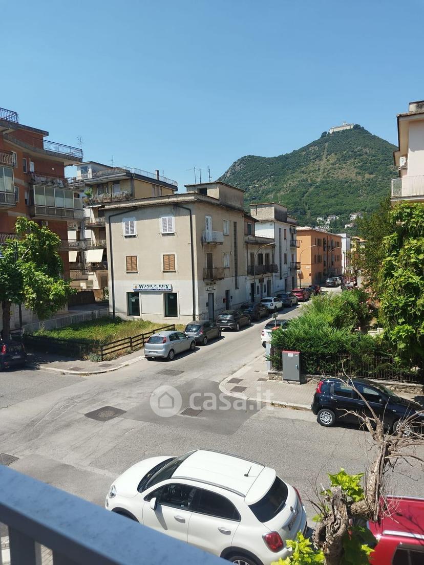 Stanza in Via degli Eroi 50 — foto 8 di 35