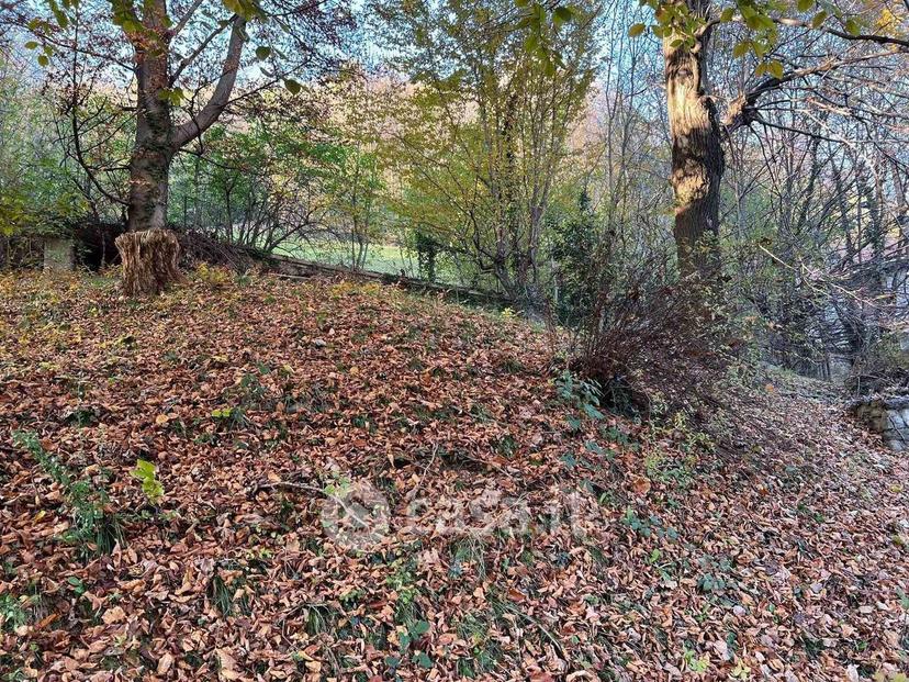 Villa in Via Massimo d'Azeglio 4 — foto 34 di 55