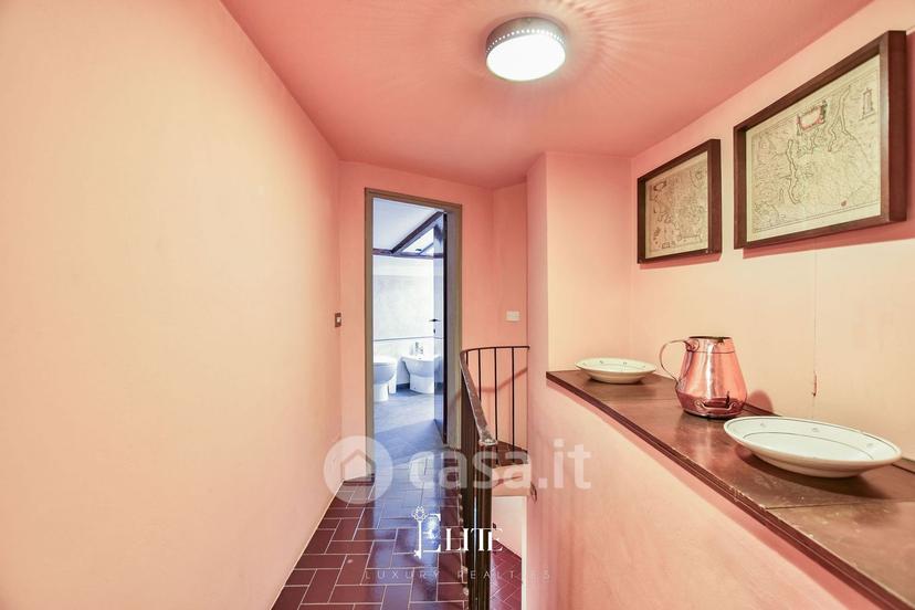 Villa in Via Verbano — foto 25 di 70