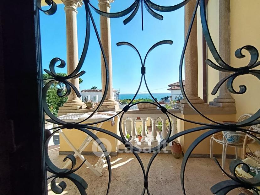 Villa in Via Catena 24 — foto 17 di 30
